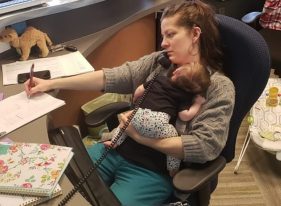 Doğum İzni Sonrası Ofise Bebeğini Getirince…