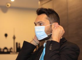 İş Yerinde Maske Takmayanlar Tazminatsız Çıkarılabilir mi?