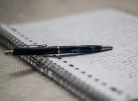 Mülakatta Not Alırken..