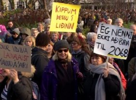 İzlandalı Kadınların Ücret Eşitsizliğine Karşı Grevi