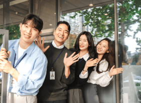 Çinli İşsiz Gençler “Çalışıyormuş Gibi” Yapıyor